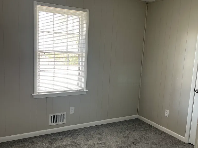 2709 Somerton Dr — Photo 5