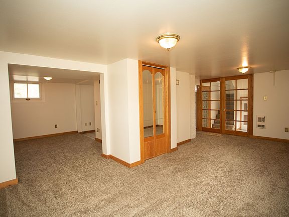 4th image of 1517 Garfield St