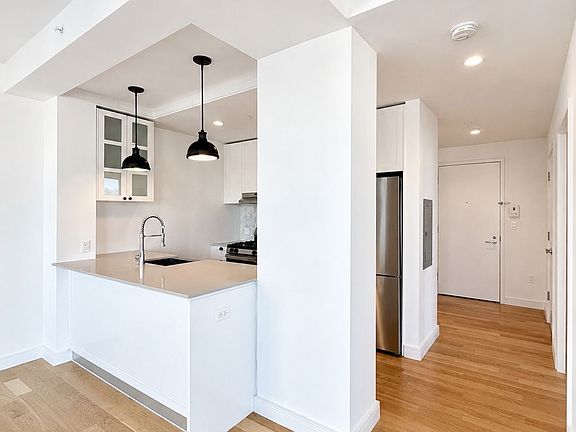 5th image of 409 Eastern Pkwy APT 416
