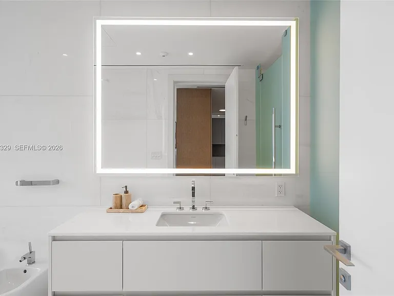 300 Biscayne Boulevard Way #2601E — Photo 32