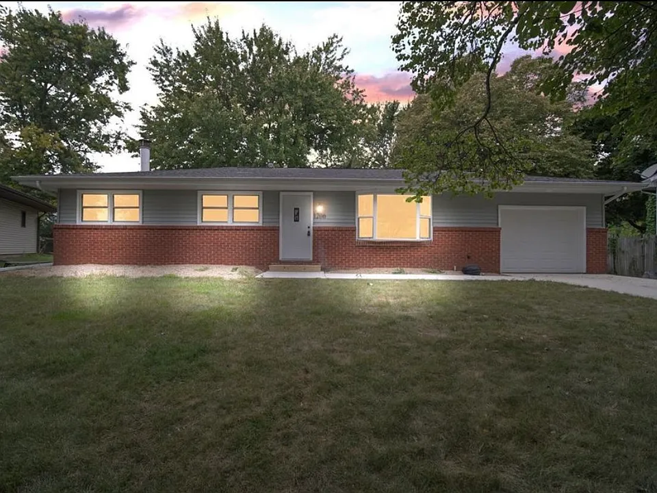 1206 Townley Dr