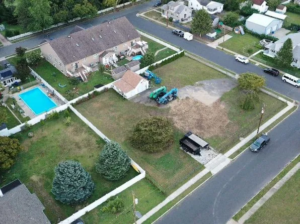 42 Norman Ave, Delran, NJ 08075