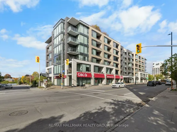 101 Richmond Rd #611, Ottawa, ON K1Z 0A6