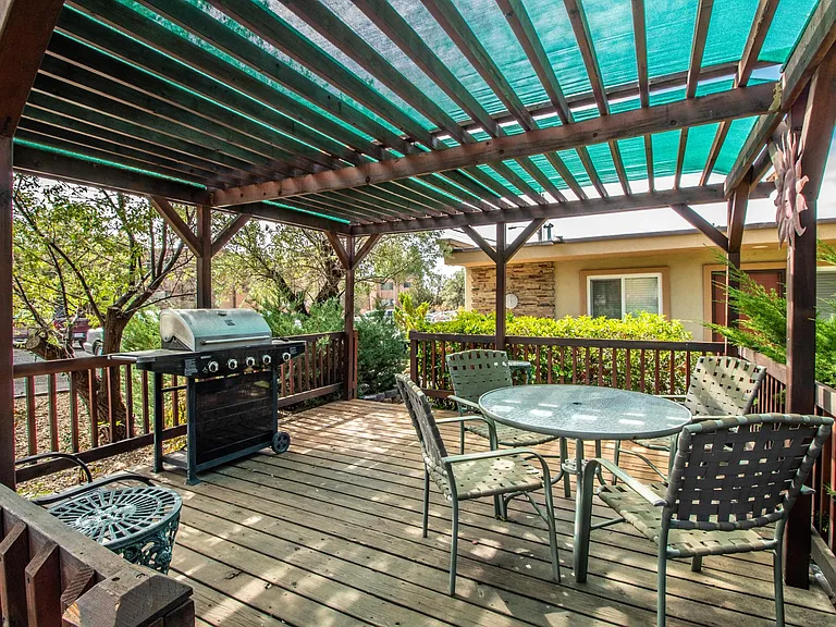 2704 N Dustin Ave — Photo 31