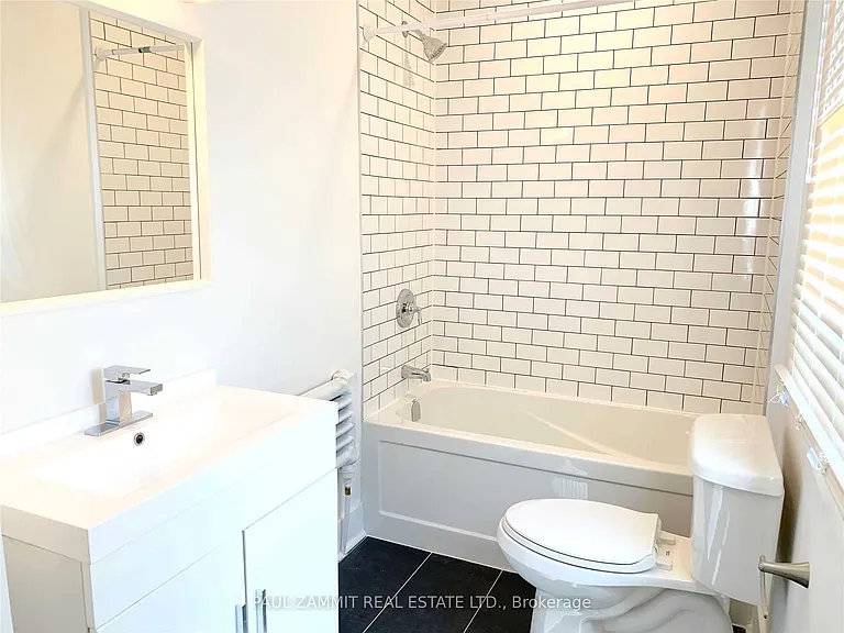 229 Christie St #3 — Photo 4