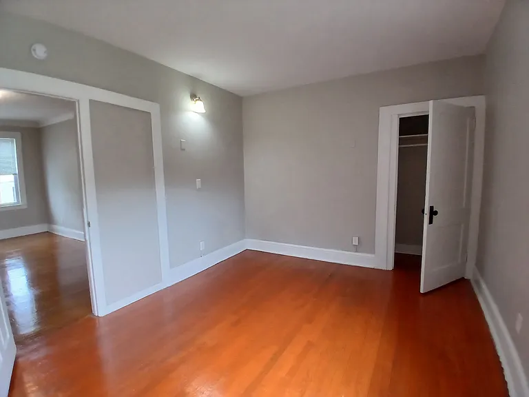 327 Washington St #C2 — Photo 9