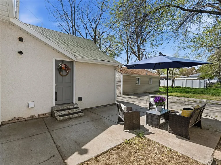 616 S 1300 W — Photo 16