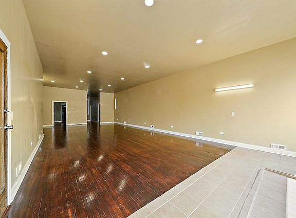 4th image of 5098 S Archer Ave
