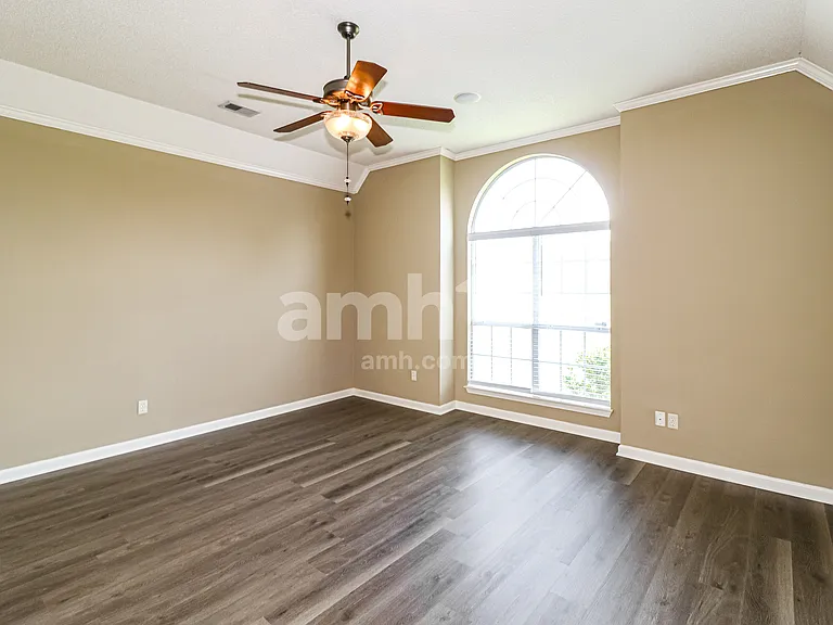 8500 Wolf Trace Ln — Photo 10