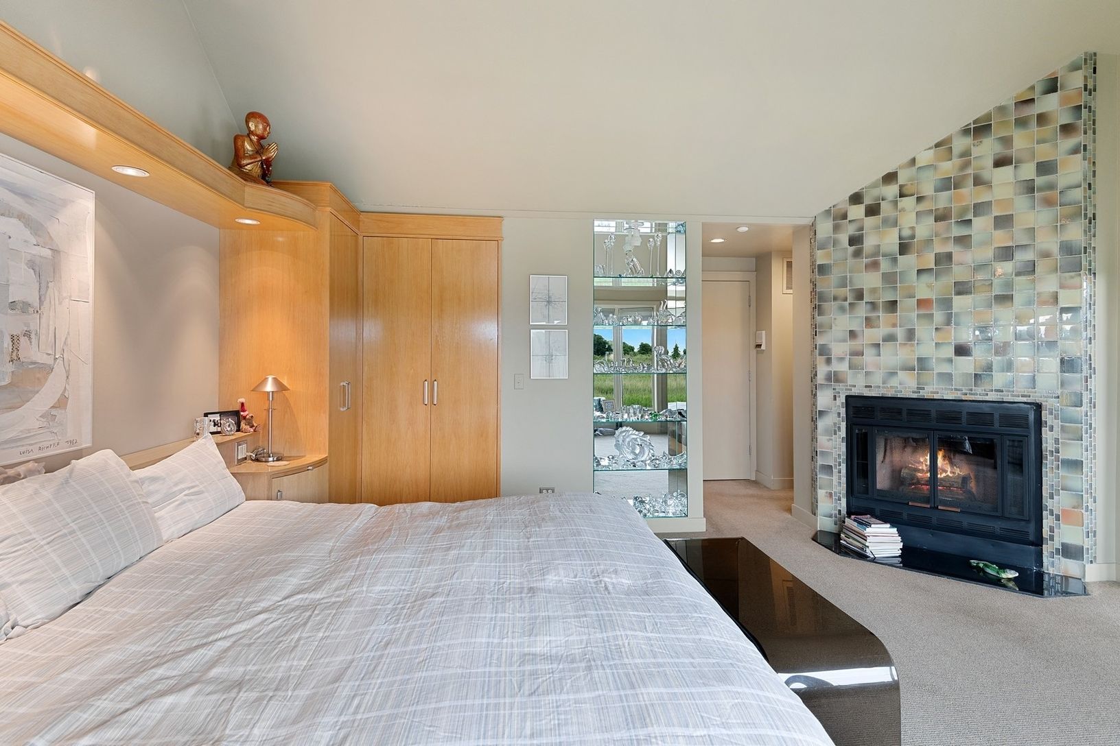  Master Bedroom with Fireplace