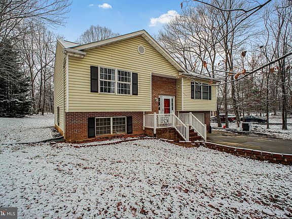 2nd image of 12502 Warren Ln