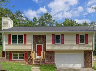 422 Cypress Dr, Reidsville, NC 27320
