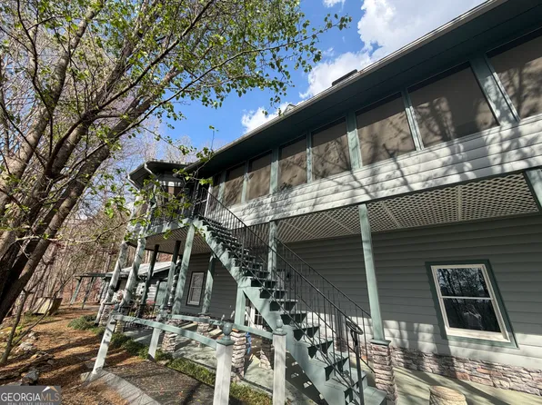 42 Gobbler Ln, Clayton, GA 30525