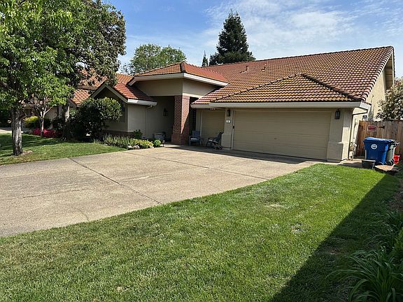 5th image of 107 Traylen Ct