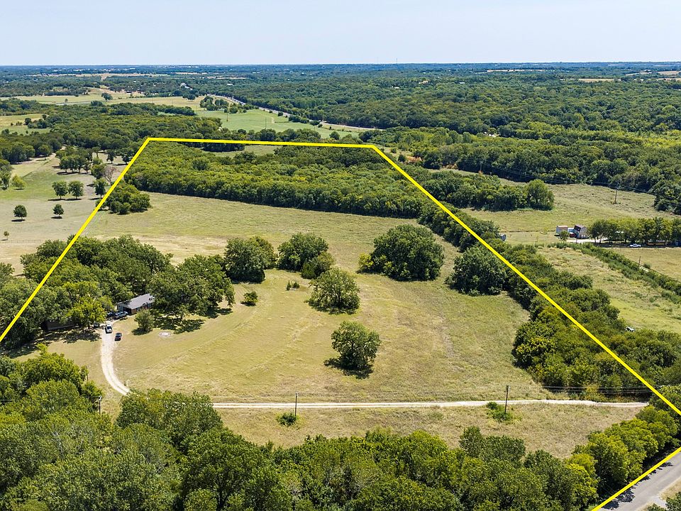1st image of 346 Smith Oak Rd