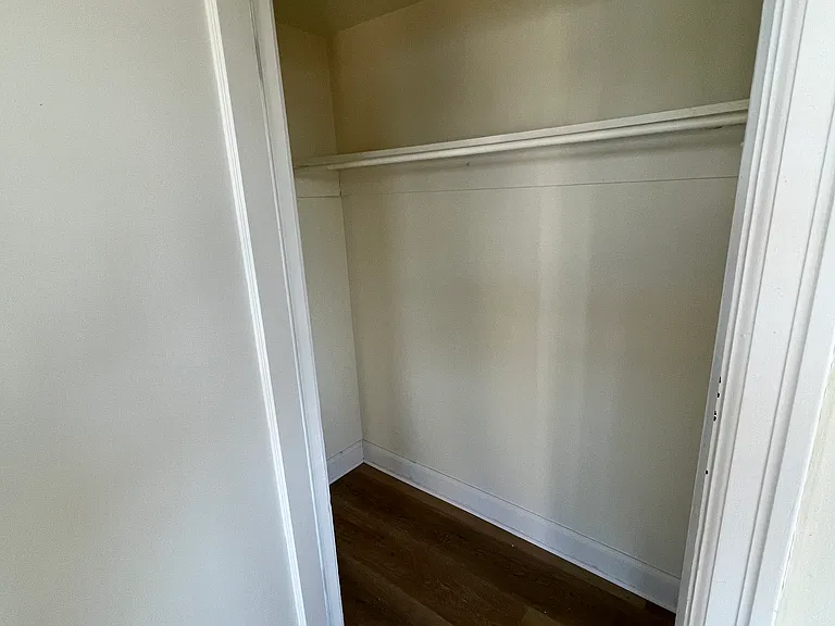 Broadmoor — Photo 50