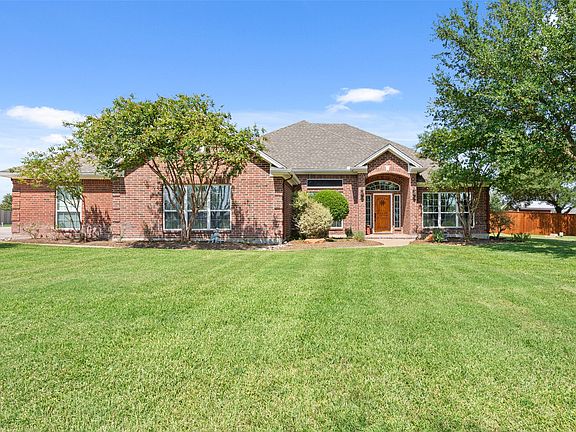 2nd image of 128 Hoffmeyer Ln