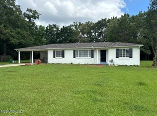 4108 Wembley Ave, Moss Point, MS 39563