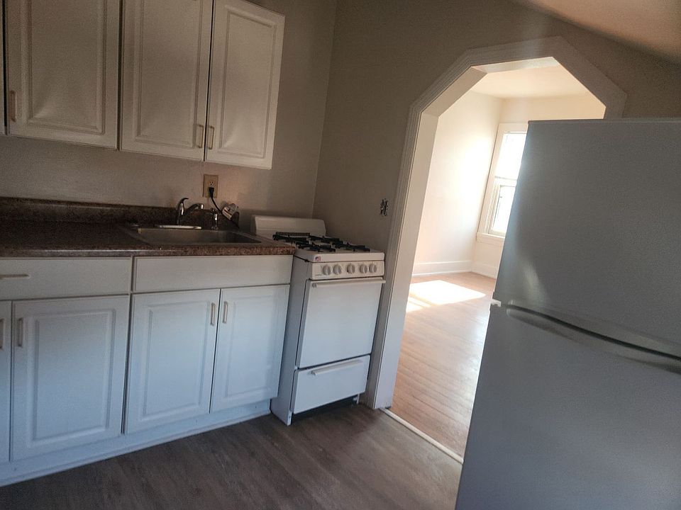1st image of 2366 Wheeler St APT 3
