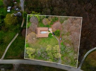 9070 N Prairie Rd, Springport, IN 47386