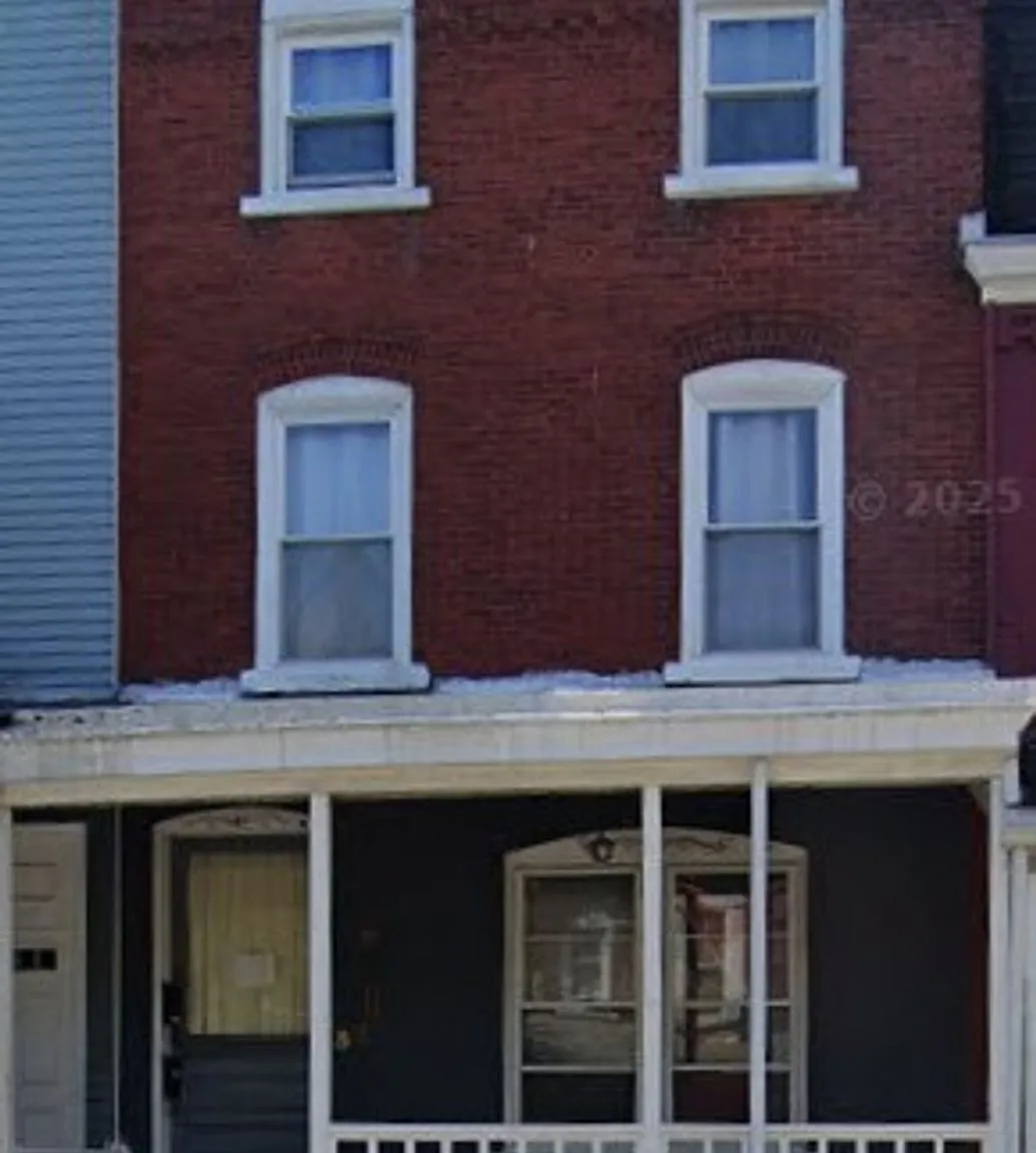 32 N. Jefferson Street — Photo 1