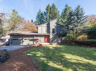 993 Hazelwood Dr, Oregon City, OR