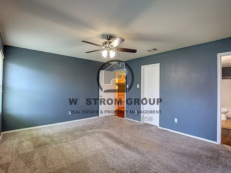 7000 Sylvan Meadows Dr — Photo 26