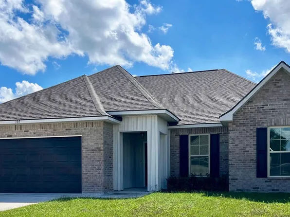 105 Nandina Dr, Scott, LA 70583