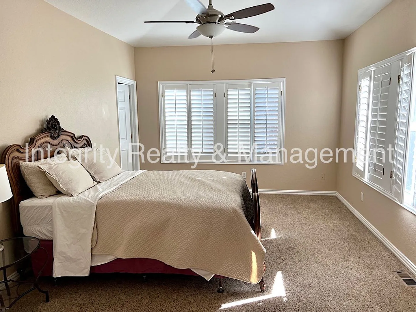 2 Bed/2.5 Bath, 1,560 Sqft - 3710 E 1st Ave #C Denver, CO 80206 — Photo 4