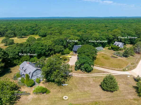 39 Sarita Walker Rd, West Tisbury, MA 02575