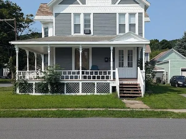(undisclosed Address),