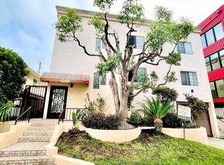 1540 Brockton Ave APT 203, Los Angeles, CA 90025