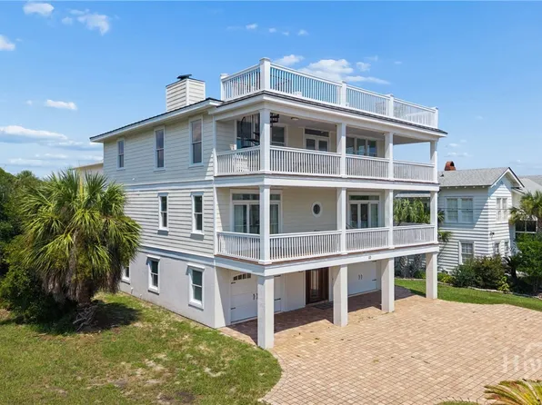 10 8th Street, Tybee Island, GA 31328