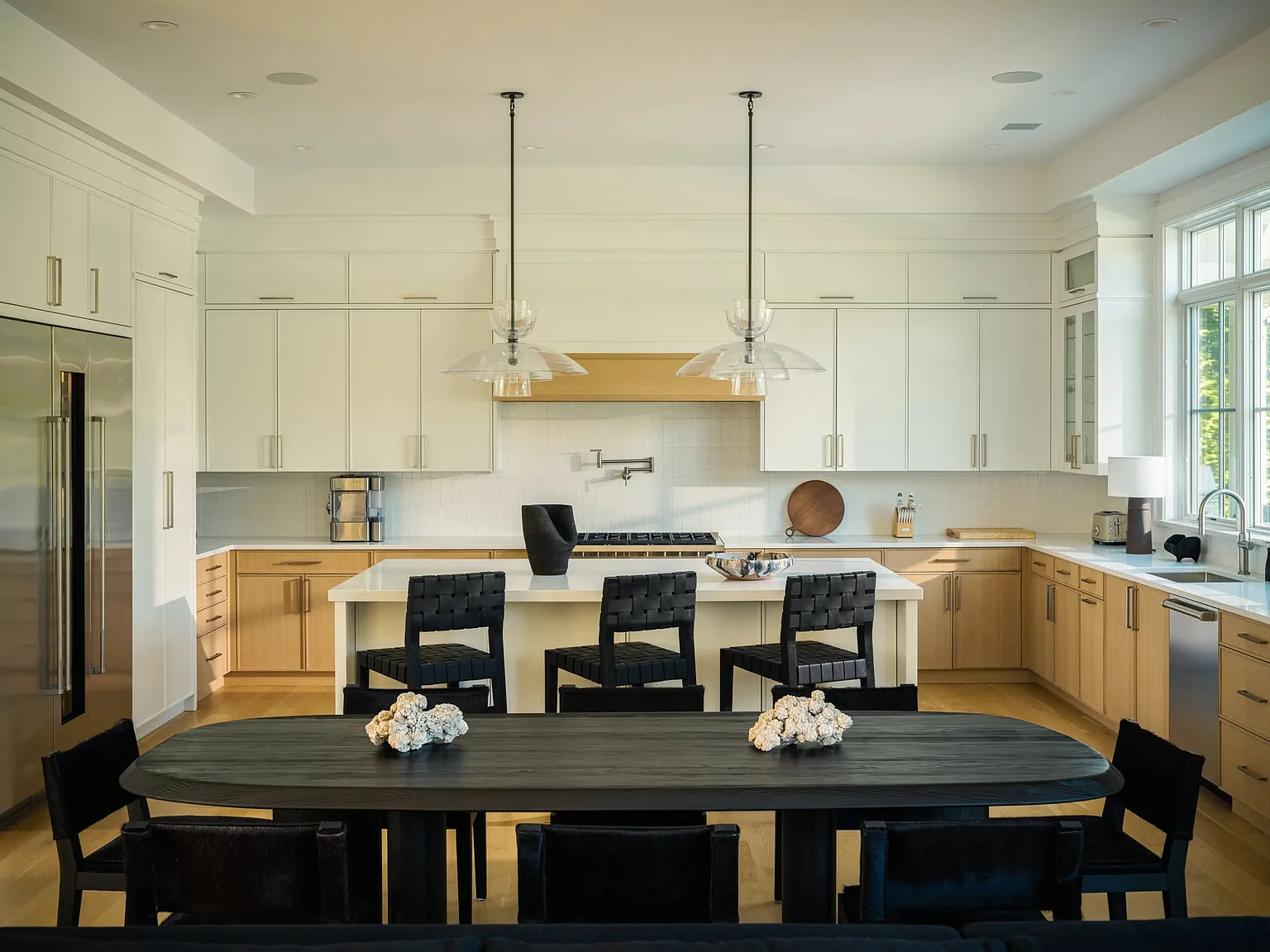 Stylish Transitional in Farm Country Water Mill — Photo 4