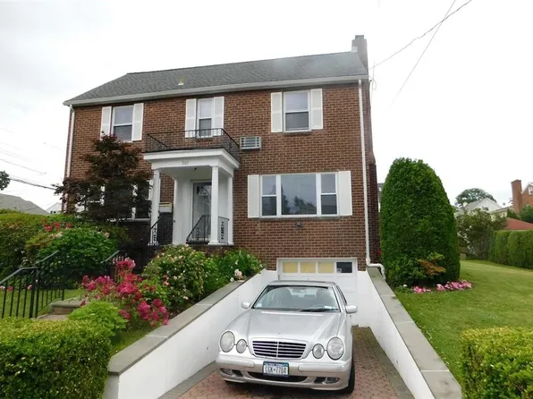 282 Saint Johns Avenue, Yonkers, NY 10704
