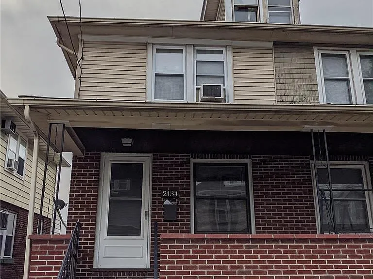 2434 Birch St — Photo 1