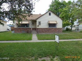 11 S Date St, Toppenish, WA 98948