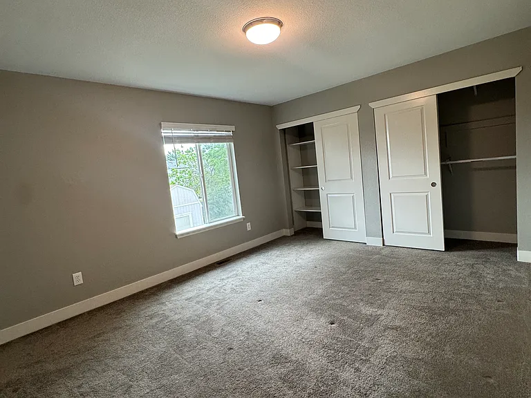15343 E Nassau Dr — Photo 2