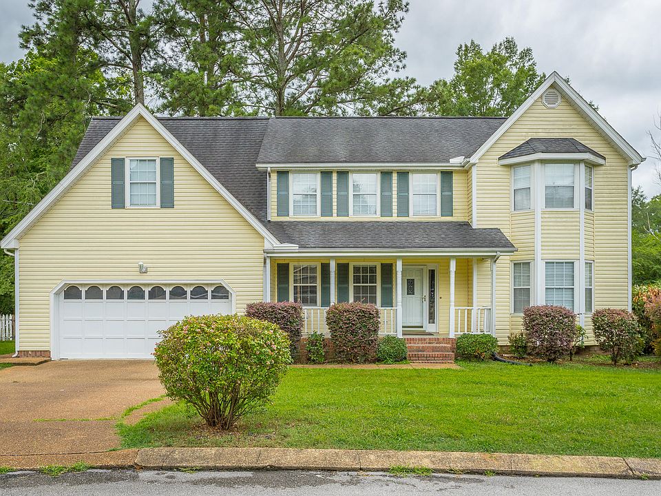 1st image of 1604 Brook Manor Dr