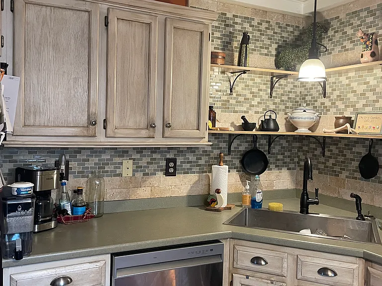 10945 Gilian Ln — Photo 10