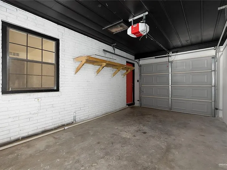 1808 N Cummings Ave — Photo 14