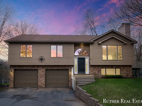 5671 Chanterelle Ct NE, Belmont, MI 49306