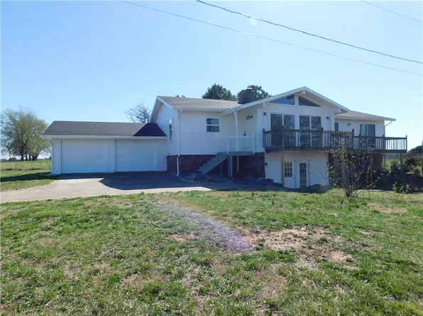 10301 S Jackson Hwy, Lincoln, AR 72744