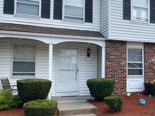 1290 Emerson St APT B