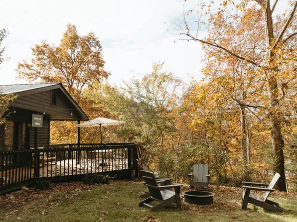 240 Robbie Ridge Rd, Stanton, KY 40380