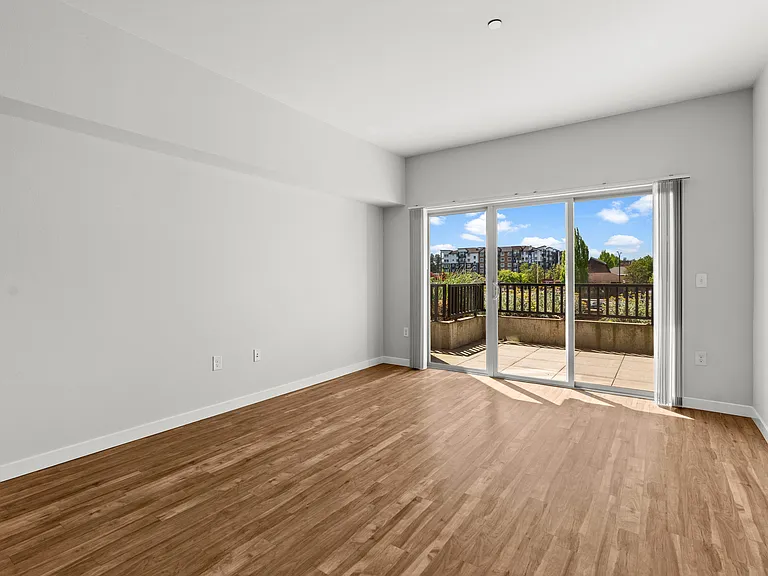 The Platform Apartments — Photo 59