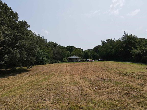 5th image of 101 Bohannon Dr
