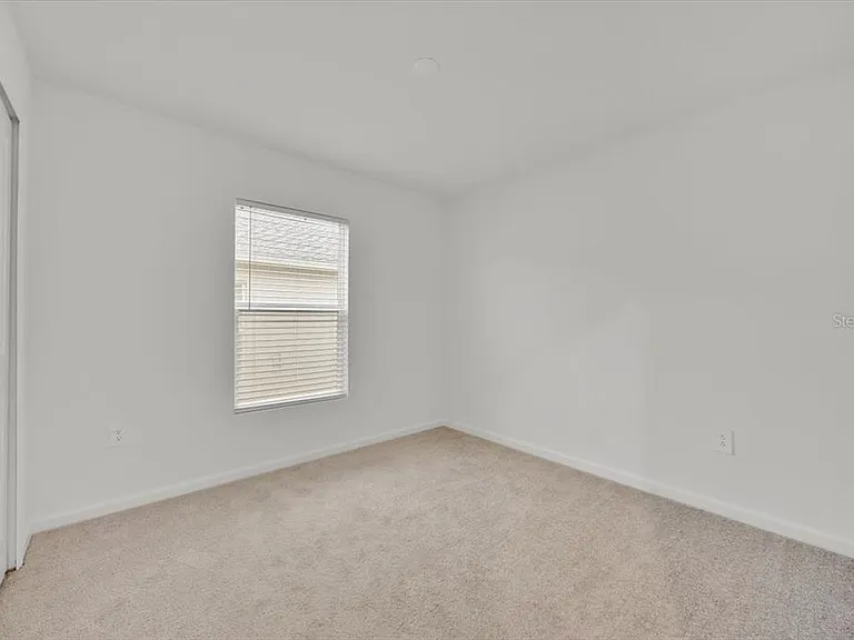 2398 McKinley Dr — Photo 7