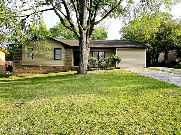 2366 Lancelot Pl, Macon, GA 31206