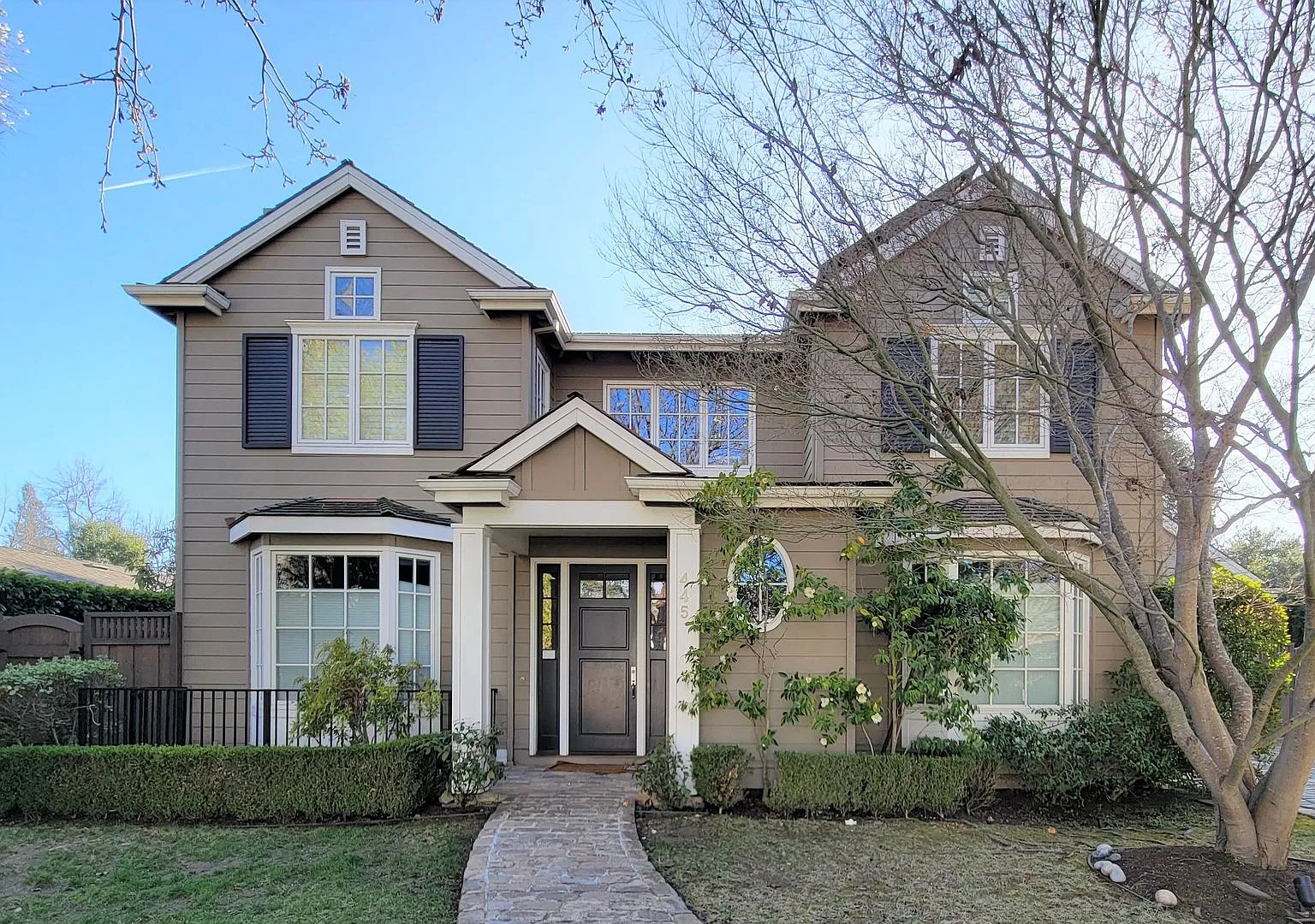 Beautiful 4br/4.5ba Home close to Downtown Menlo Park! — Photo 1